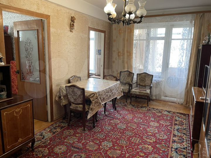 4-к. квартира, 58 м², 3/5 эт.