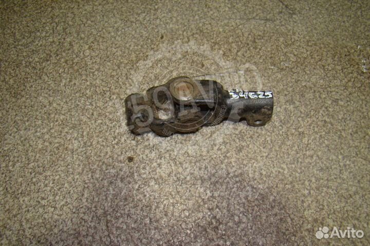 Кардан рулевой Toyota RAV4 (XA20)