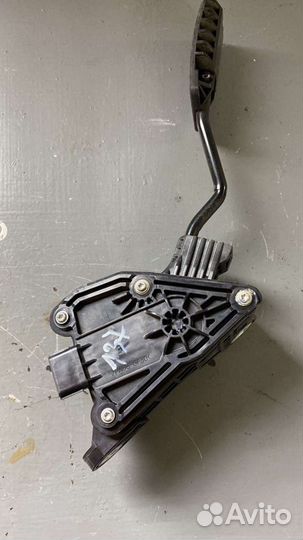 Педаль газа honda cr-v 3 2.0 R20A2 2008г