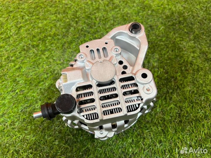 Генератор Nissan Cefiro VQ20DE/VQ25DE новый