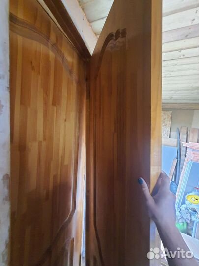 Двери деревянные из массива