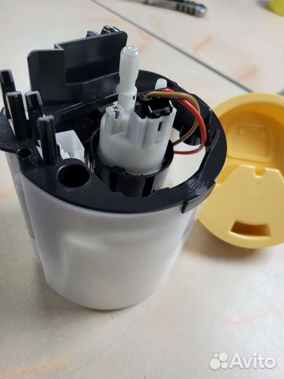 Насос топливный w211