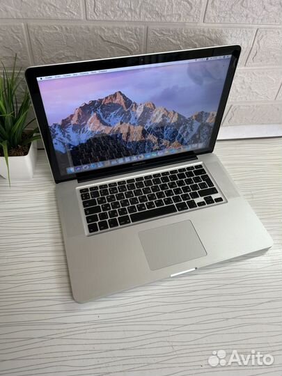 Apple Macbook pro 15