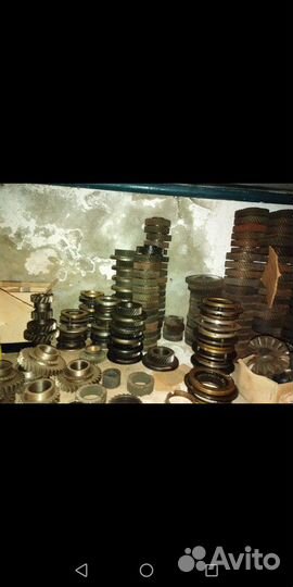 Шестерни кпп Москвич 2141