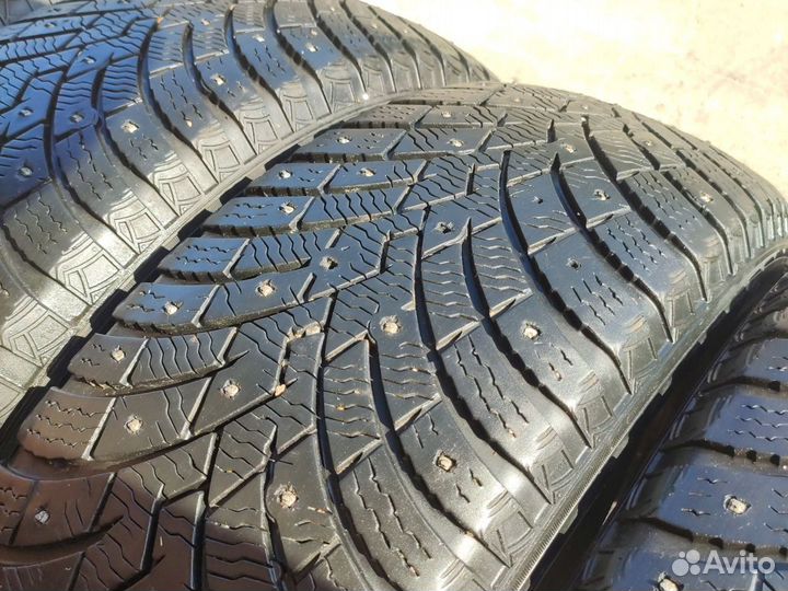 Pirelli Ice Zero 2 215/65 R17 103T