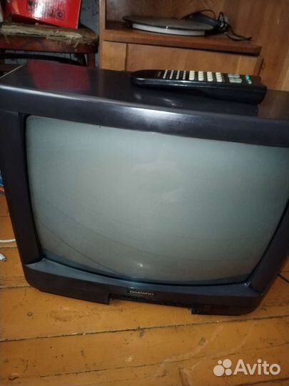 Телевизор б/у, рабочий Daewoo, пульт
