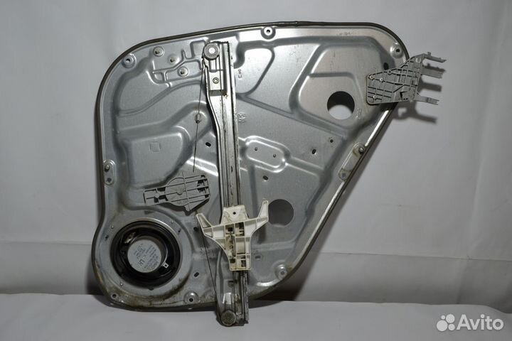 Стеклоподъемник двери зад/лев Hyundai Santa Fe2