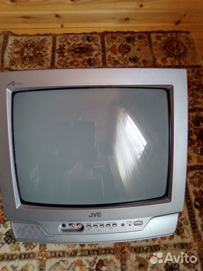 Телевизор JVC