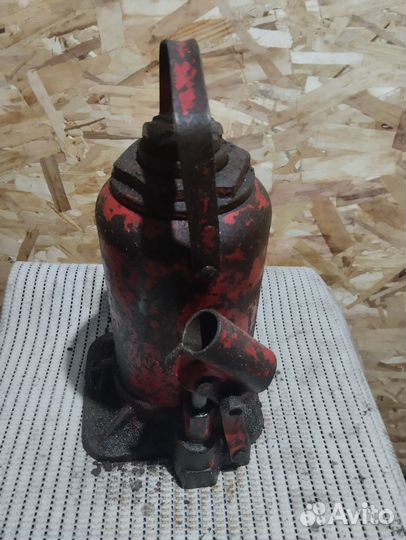 Домкрат 20 т