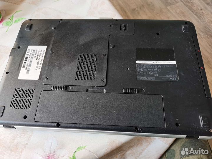 Ноутбук dell vostro 1015