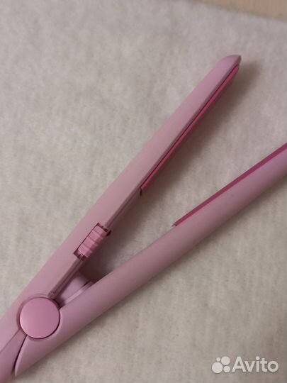 Портативный утюжок для волос