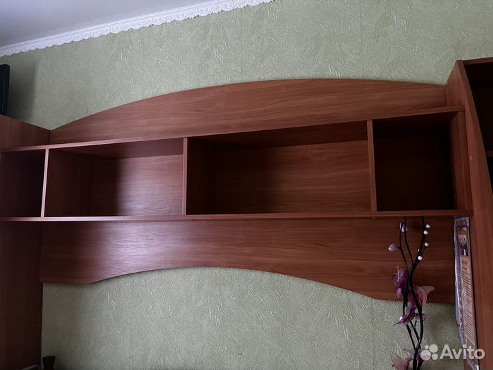 Стенка со шкафом