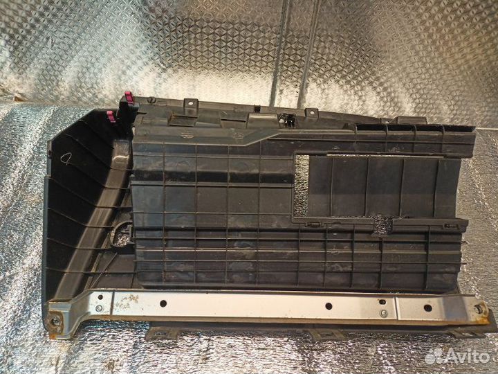 Пластик салона Toyota Highlander 3.5 2GR-FE 2012