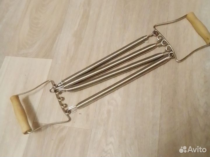 Экспандер пружинный