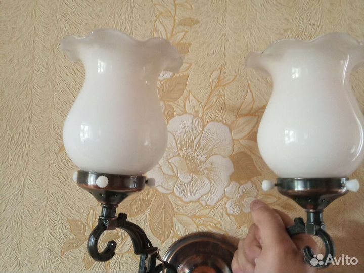 Светильник букет-3 настенный