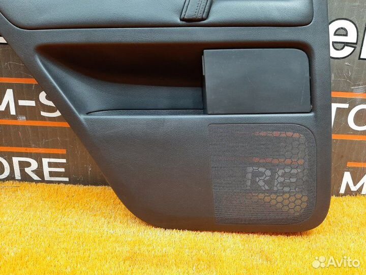 Обшивка двери задняя Volkswagen Touareg 7L AXQ