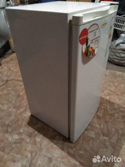Холодильник маленький