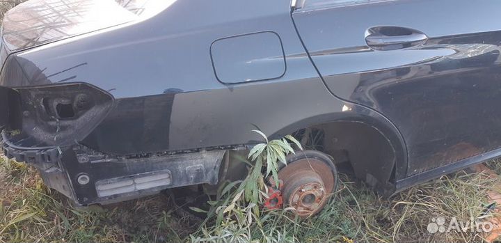 Задняя часть кузова Mercedes-Benz W212