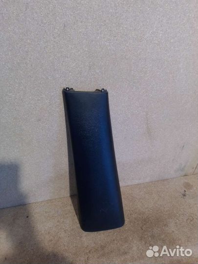 Накладка центральной стойки Skoda Octavia tuor A4