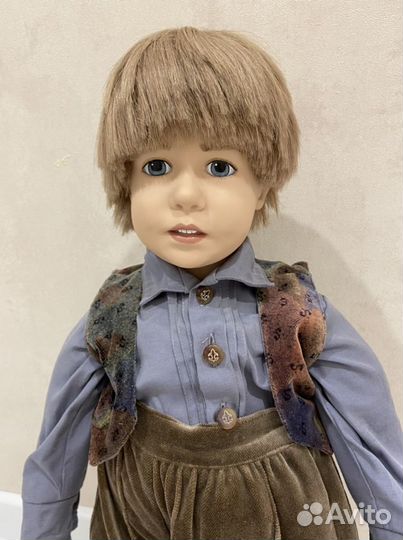 Виниловая коллекционная кукла Sigikid