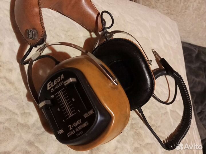 Студийные наушники elega
