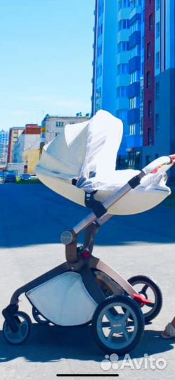 Коляска детская Hot mom 2/1 белая экокожа