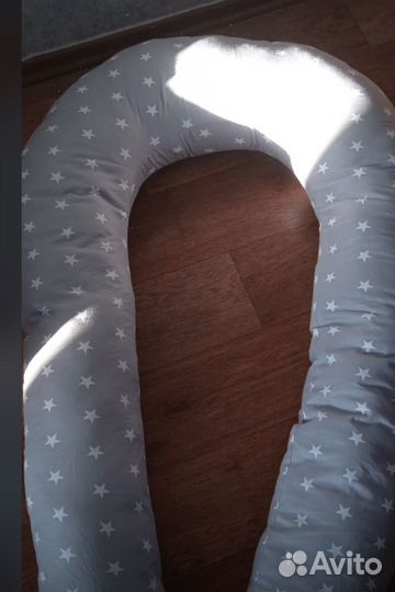 Вещи женские, мужские, куртки зимние, подушка