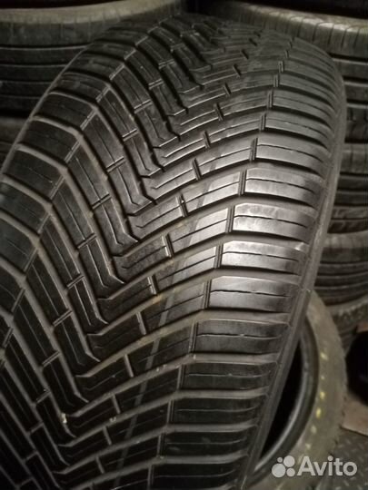 Continental AllSeasonContact 235/50 R18