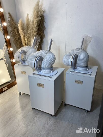 Вытяжка пылесос для маникюра педикюра