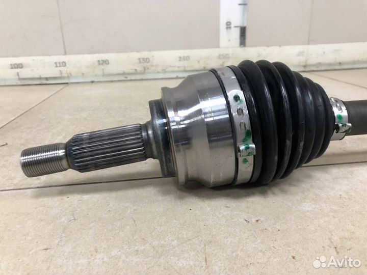 Привод правый передний Mitsubishi Outlander