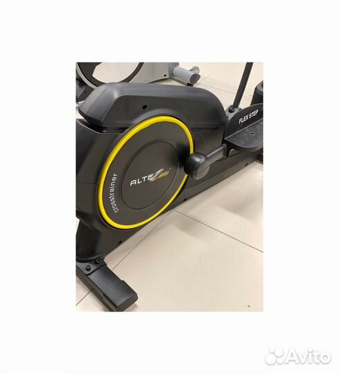 Эллиптический тренажёр Altezani E 140