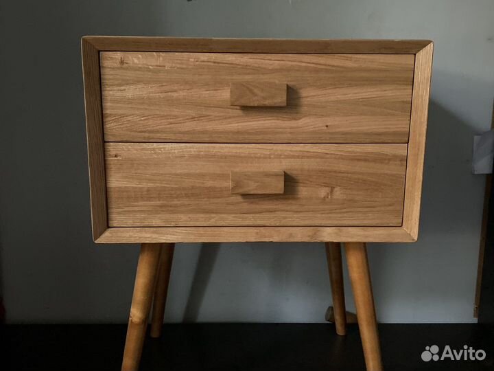 Тумба прикроватная из дуба