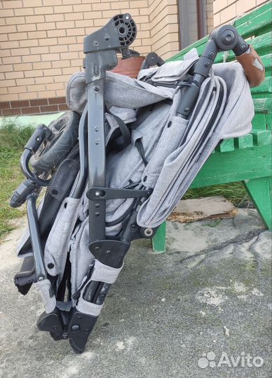 Прогулочная коляска для двойни Baby Monsters