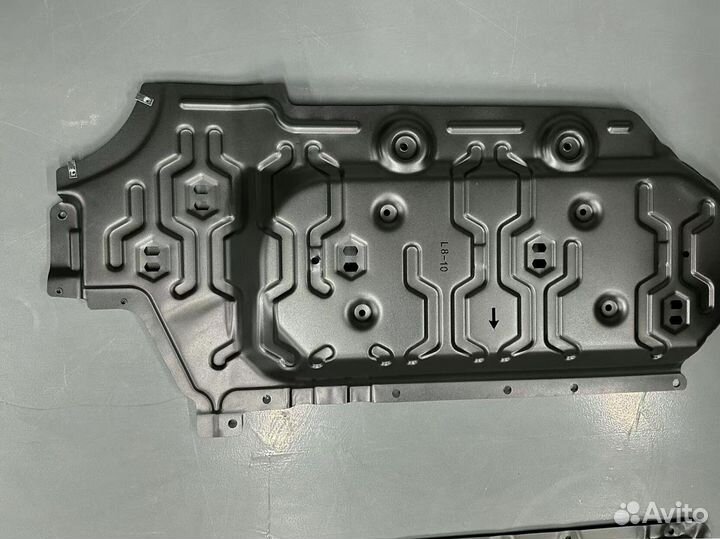 Защита днища LiXiang L9 Ultra 3,5мм