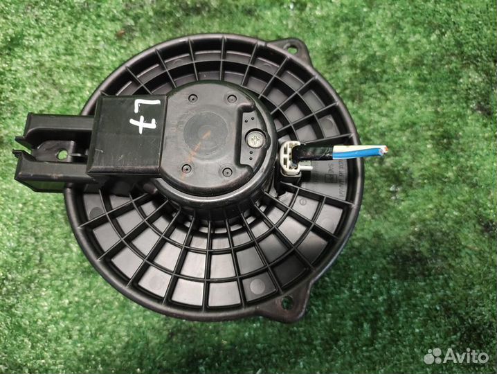 Моторчик печки Mazda 6 (GG) 2006