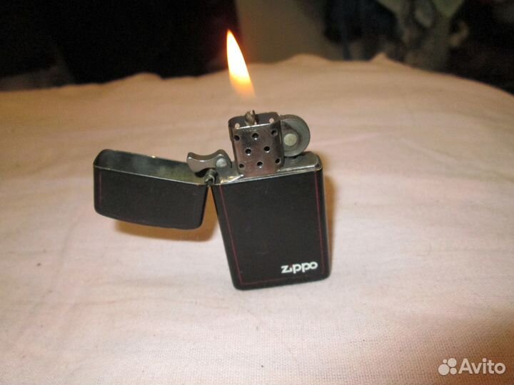 Оригинальная зажигалка zippo Classic Black Matte