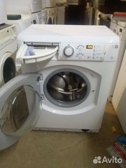 Стиральная машина Hotpoint Ariston 5 кг