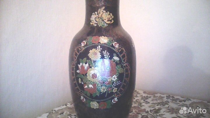 Продаю вазу эксклюзивную-винтаж