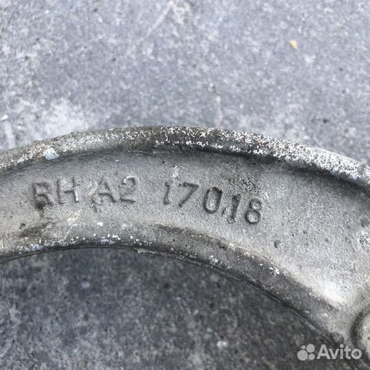 Рычаг передний верхний Cadillac SRX/STS 1