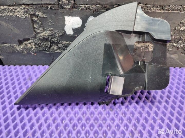 Уголок двери внутренний левый Nissan X-Trail