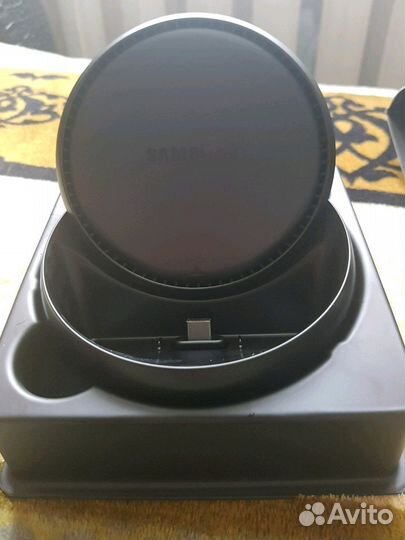 Док станция