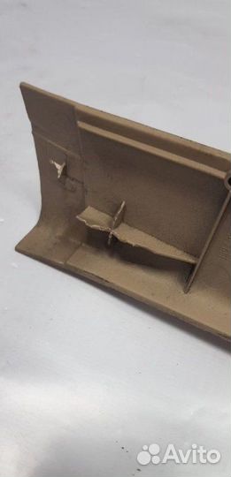 Обшивка крышки багажника правая Bmw X5 E53