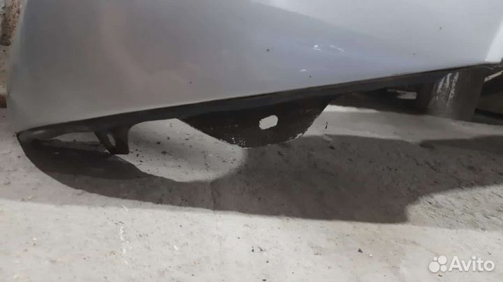Переднее левое крыло на мерседес 210 дорестайл