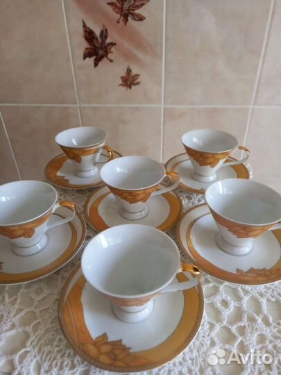 Винтаж.Кофейный сервиз из костяного фарфора Япония