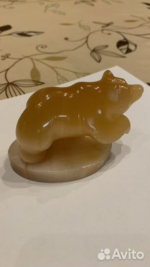 Фигурки из натурального камня