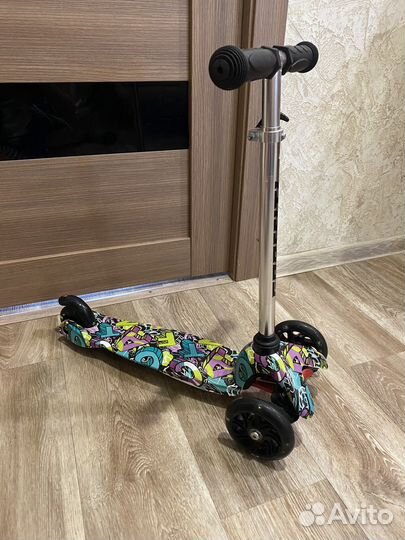 Самокат детский трехколесный
