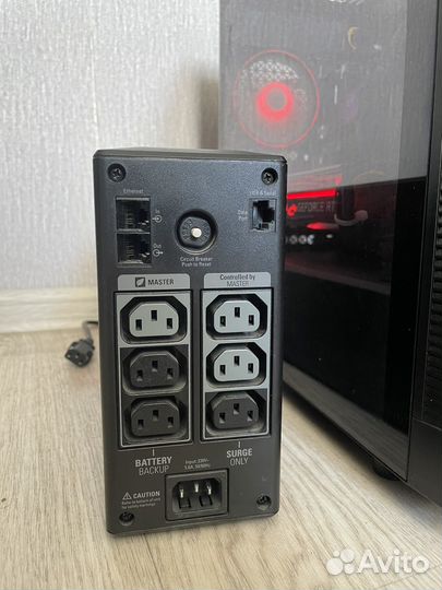 Ибп APC back UPS PRO 550 с АКБ, стабилизатор