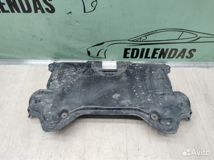 Защита двигателя Mercedes-Benz C-Class W204