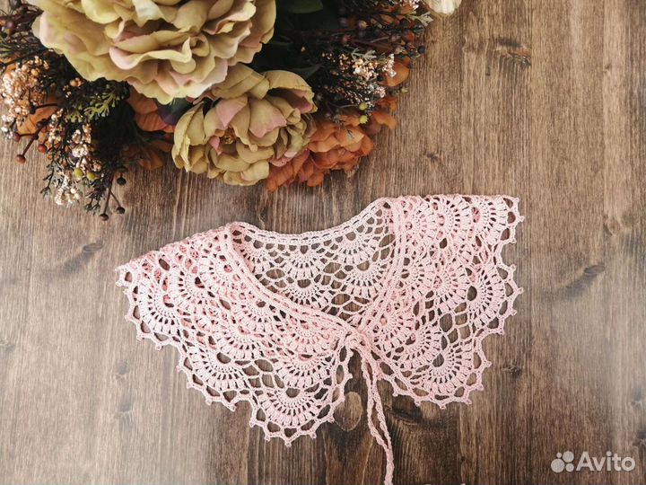 Воротничок вязаный крючком