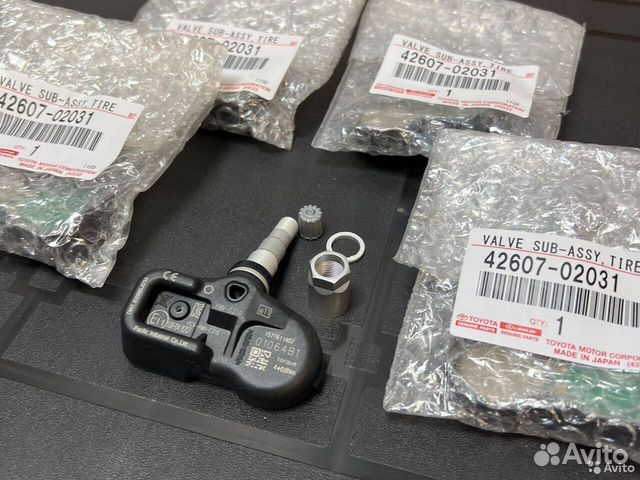 Датчики давления в шинах Toyota 42607-02031